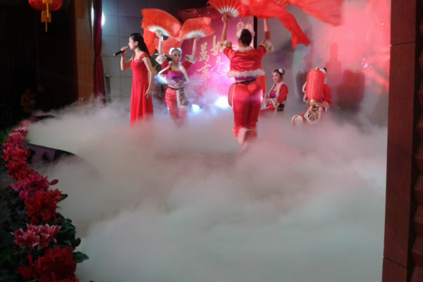 如果吞下塊干冰會(huì)怎么樣